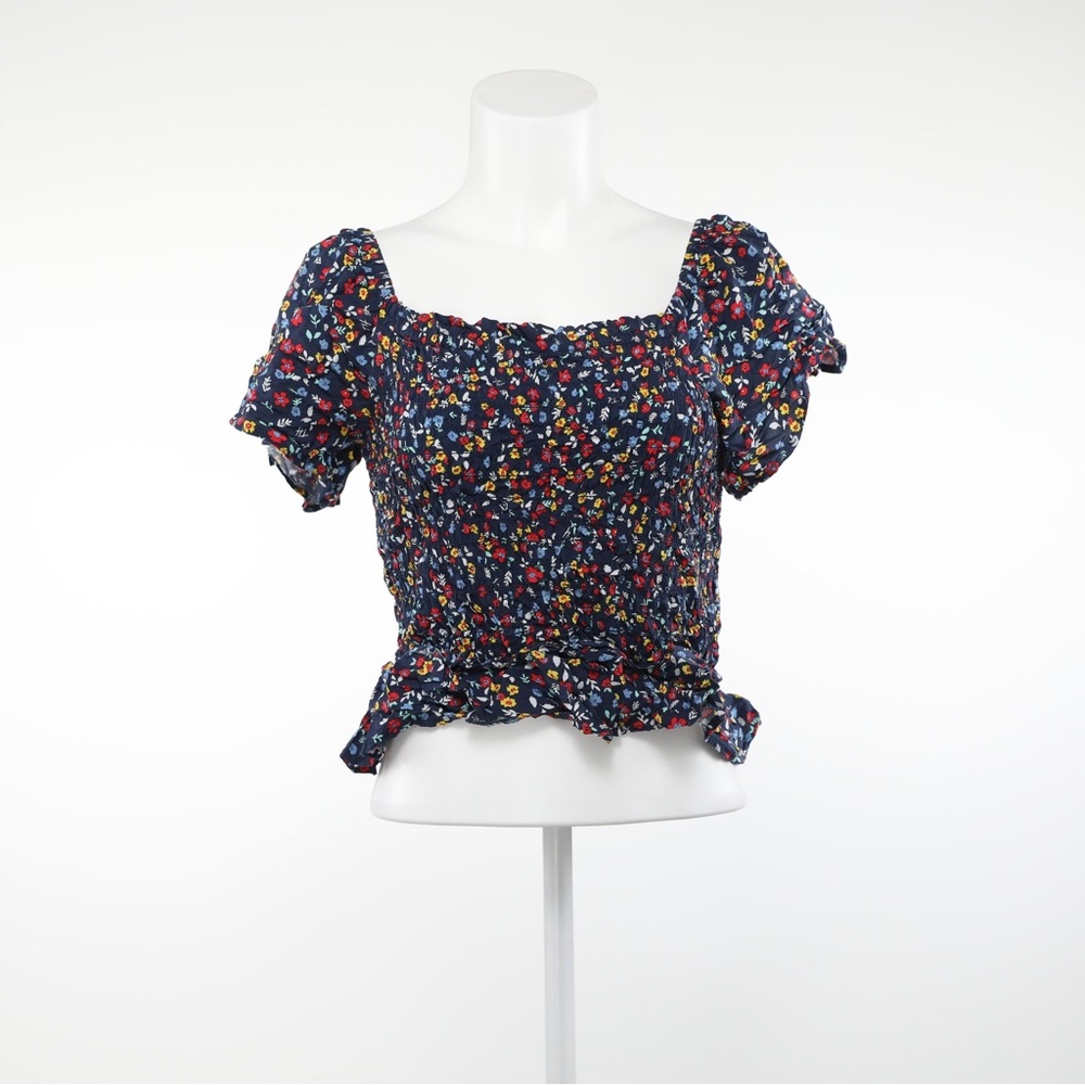 Tommy Hilfiger shirt NEW WITH TAGS. multicolor off the shoulder/square neckline